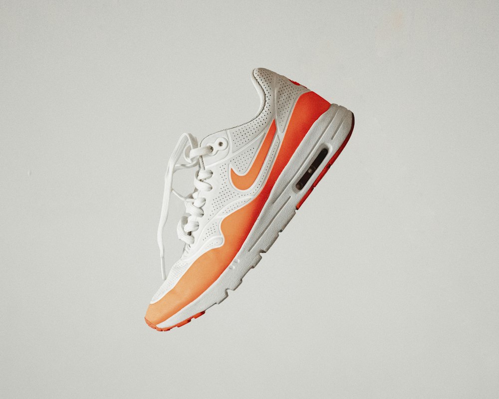 Icy Sole Unyellowing
